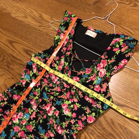 Altar’d State Floral Dress.  Sleeveless - Picture 9 of 13